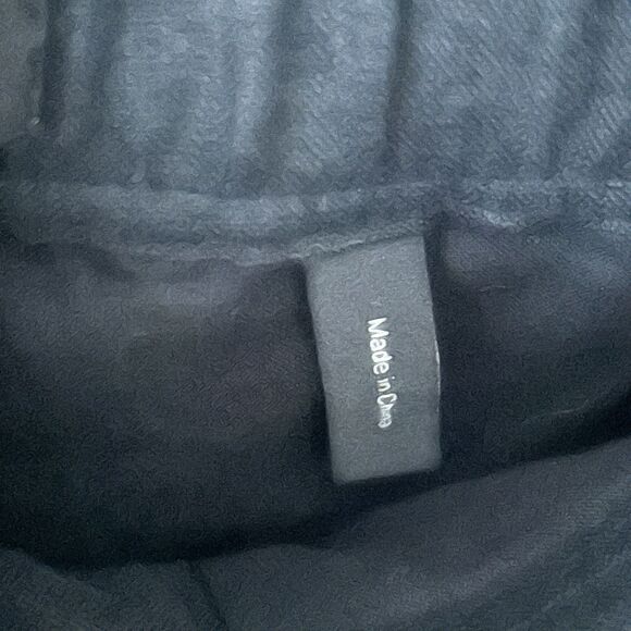 Theory Fringe Crop Pants Size 6 100% Linen Black Pockets Beachy Coastal - Picture 8 of 9